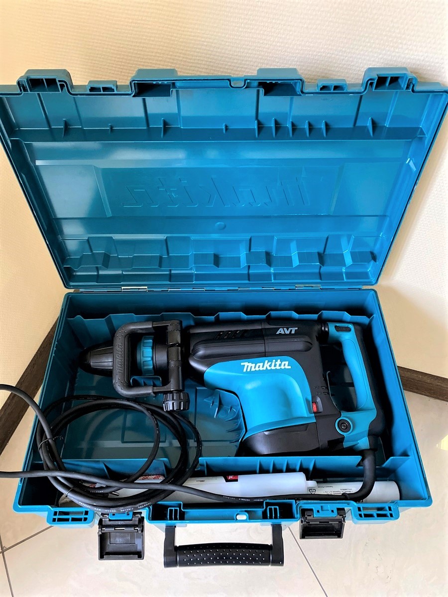 Молоток отбойный HM1213C