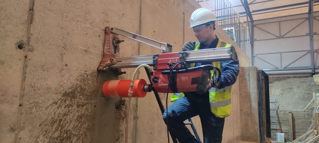 Определение водонепроницаемости образцов-цилиндров по методу "мокрое пятно" на соответствие требованиям проекта по ГОСТ 12730.5